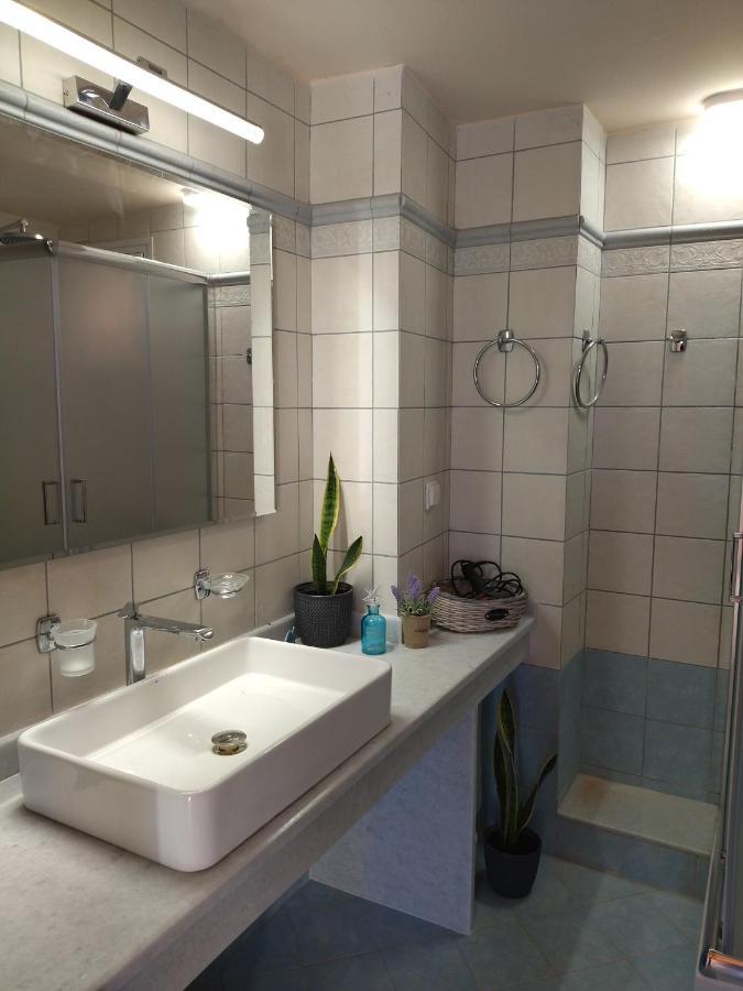 Villa Serenity Vóvikesz Kültér fotó