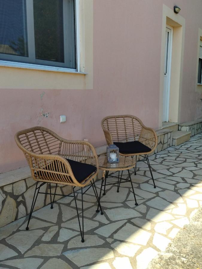 Villa Serenity Vóvikesz Kültér fotó